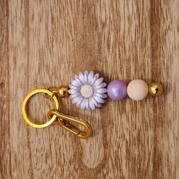 Beaded keychain - Picture 3 of 3